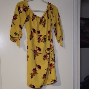 Chic Long Sleeve Floral‎ Dress in Yellow